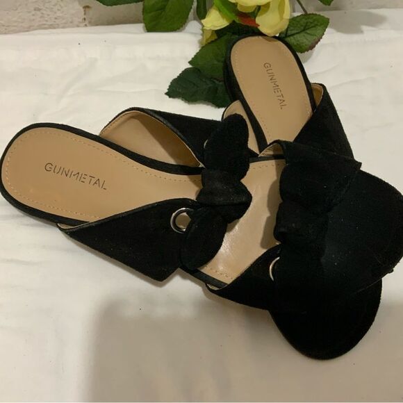 Gunmetal Slip On Flat Sandals Black Suede Bonya Bow Details Size 7.5 - Picture 7 of 7